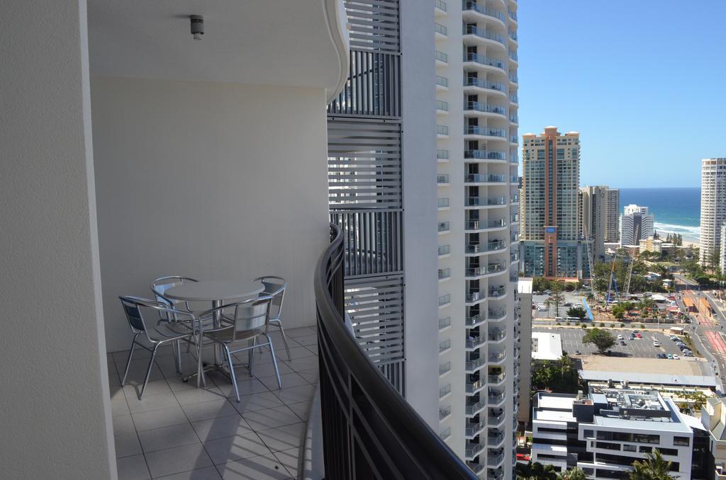 Great Escape At Chevron Renaissance Gold Coast Exterior foto